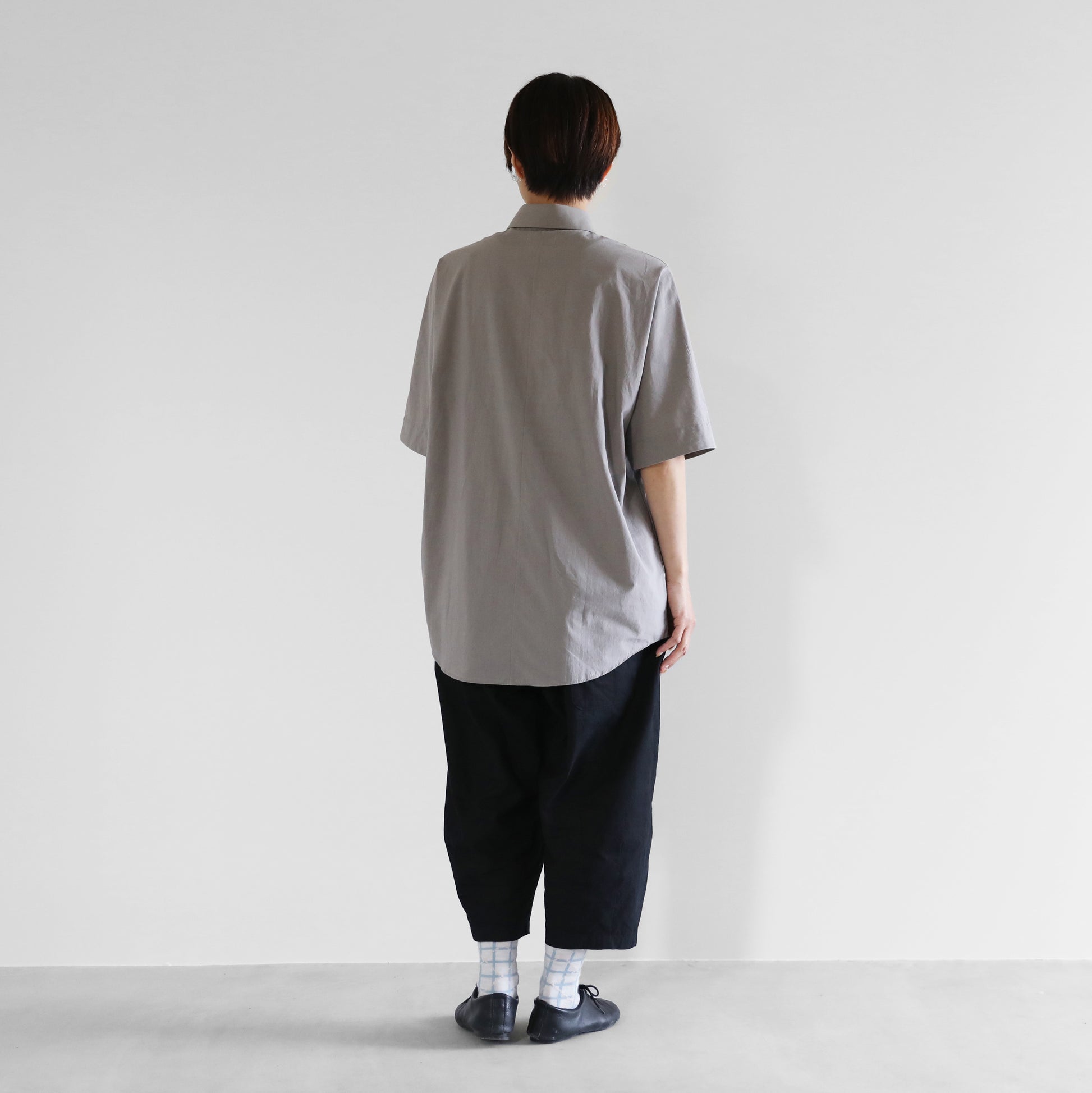 オーガニックコットンシームレス半袖オーバーシャツ 【ユニセックス】  019