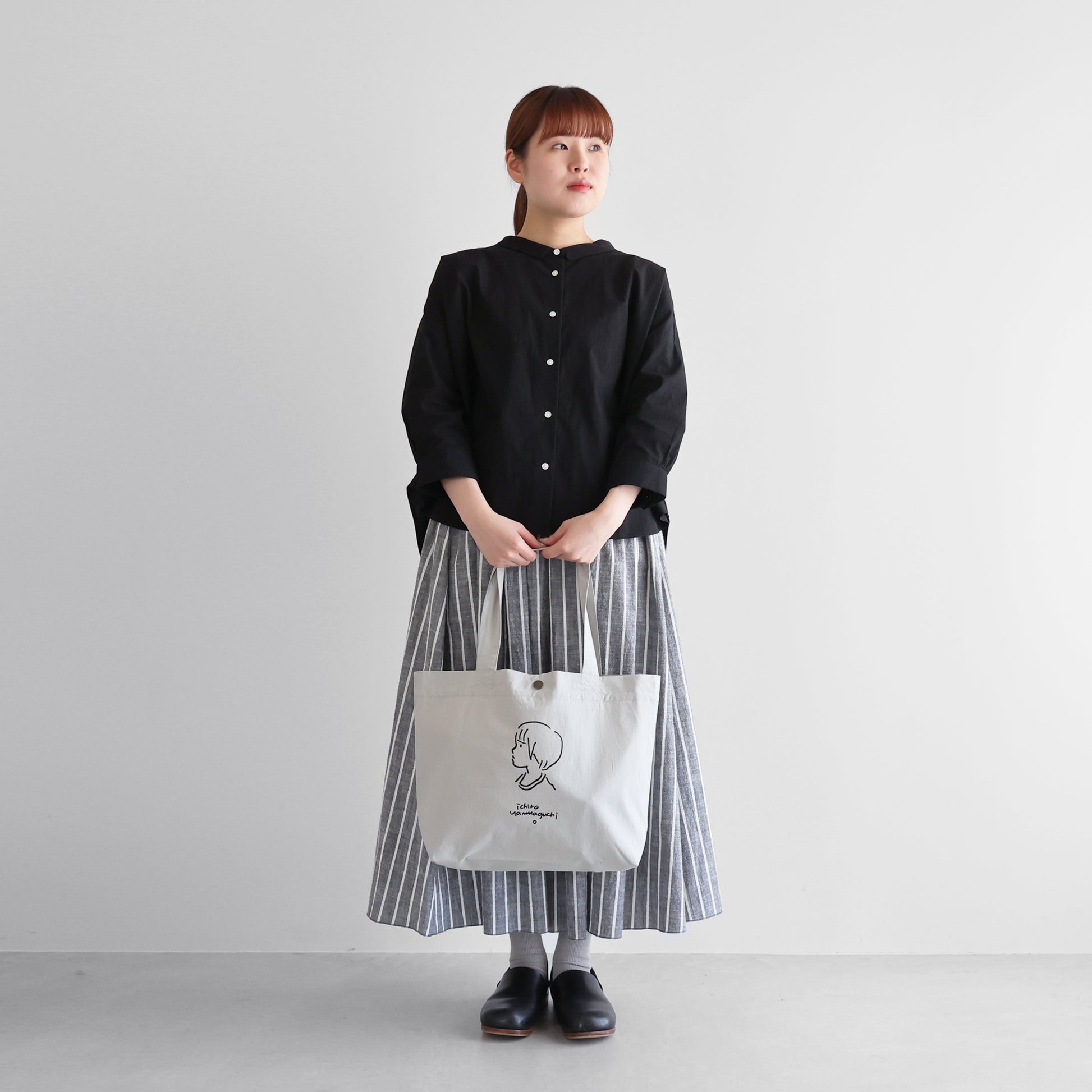 “山口一郎×HUIS”限定トートバッグ【girl 女の子】YHS001