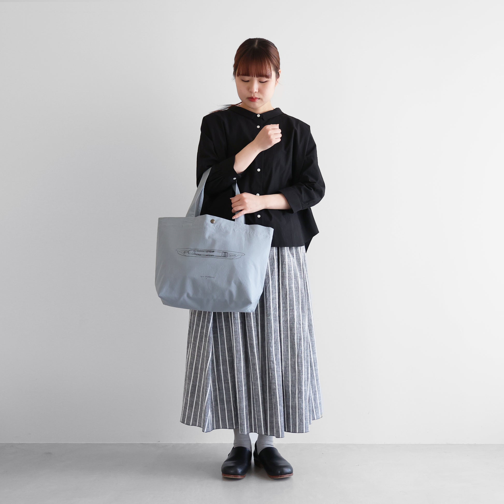 “山口一郎×HUIS”限定トートバッグ【shuttle シャトル】YHS001
