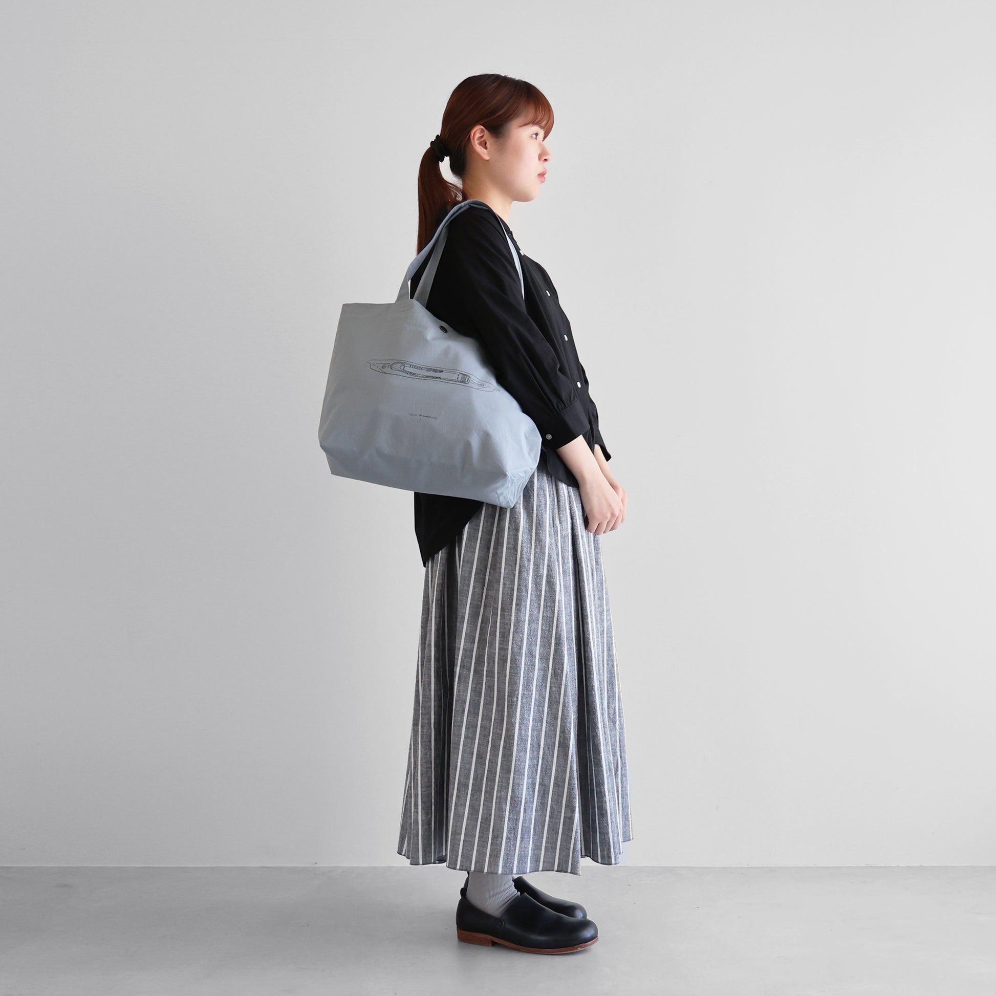 “山口一郎×HUIS”限定トートバッグ【shuttle シャトル】YHS001