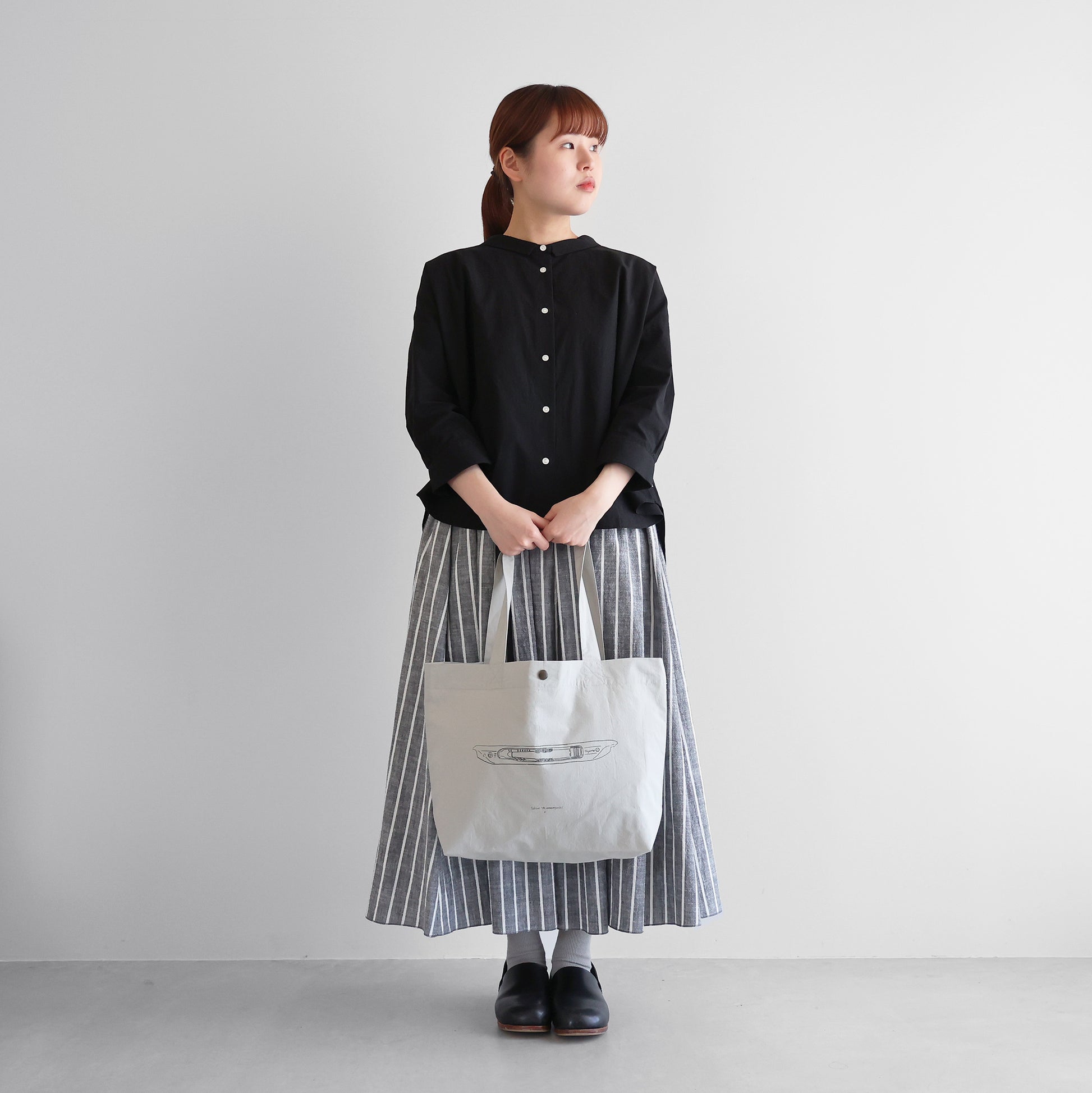 “山口一郎×HUIS”限定トートバッグ【shuttle シャトル】YHS001