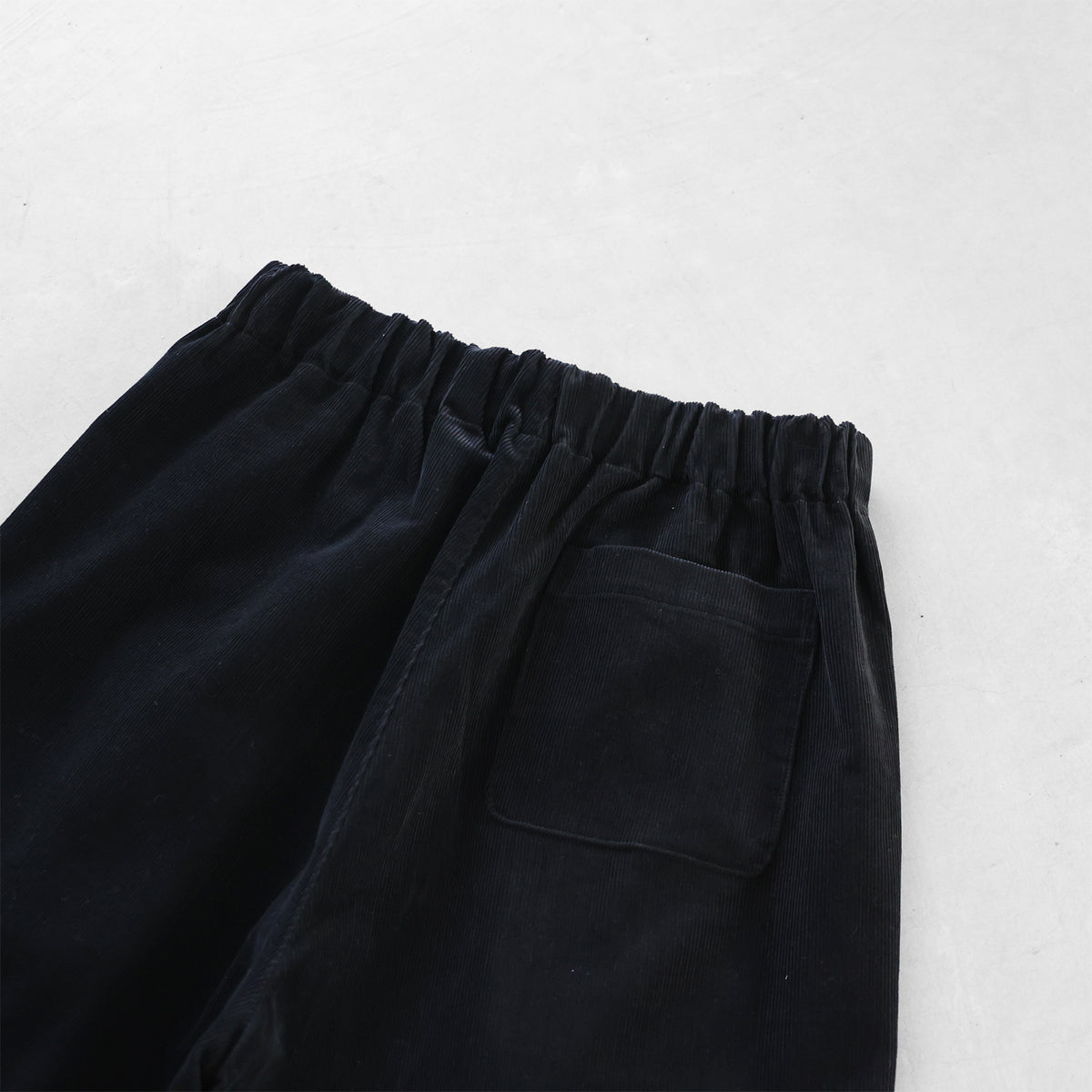 シャトルコーデュロイワイドパンツ【ユニセックス】504