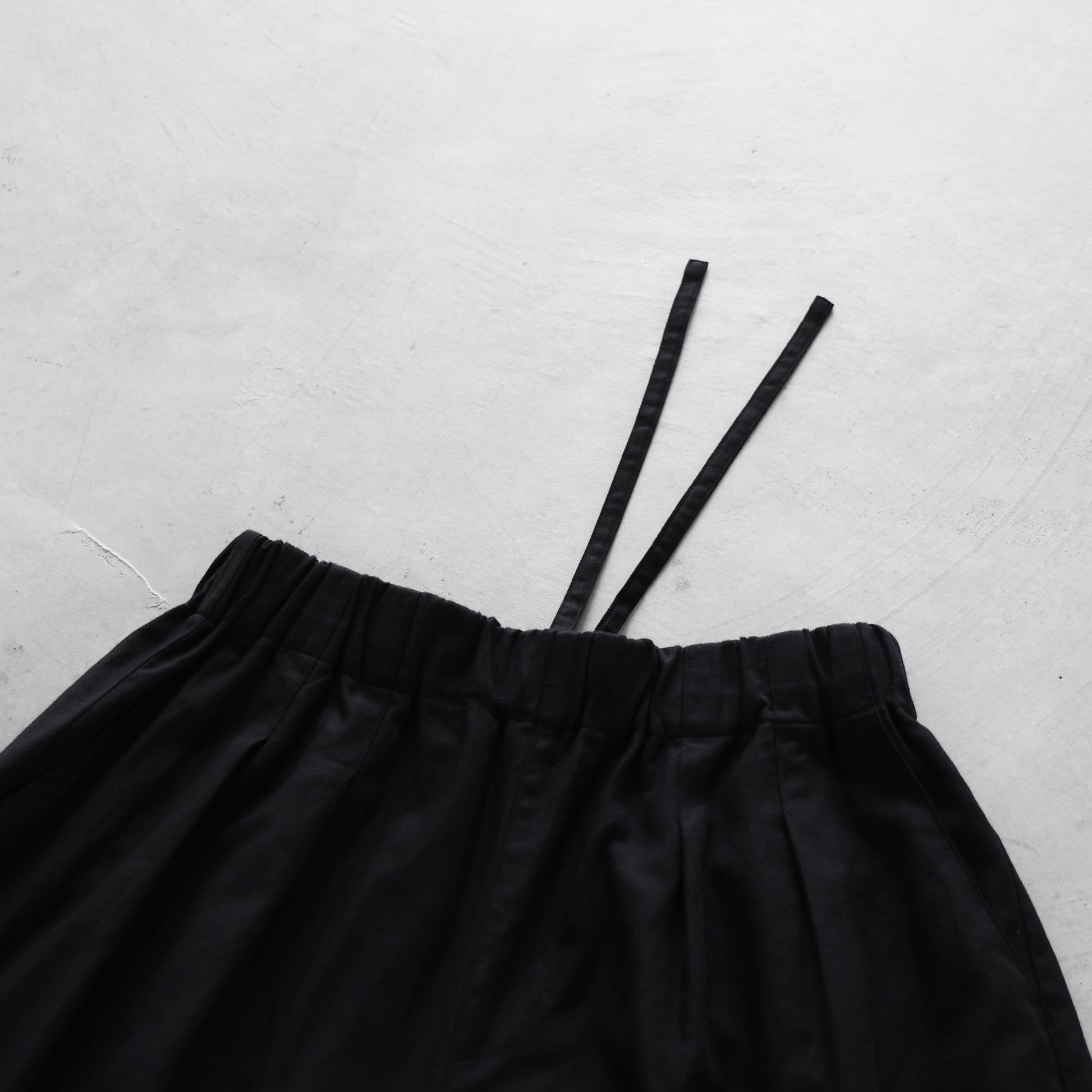 ［名古屋黒紋付染］フランス綾スカートパンツ【ユニセックス】505