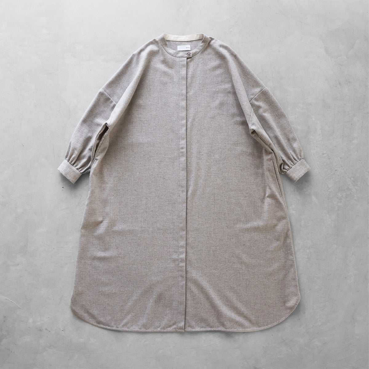 “HUIS×尾州”ウールトロバルーンスリーブワンピース【レディス】U212