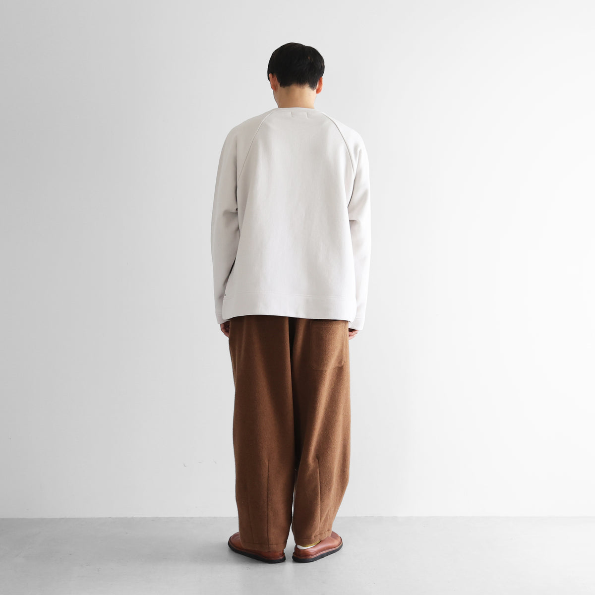 ［HUIS in house］SUVINプレーンプルオーバーL【ユニセックス】SW204L