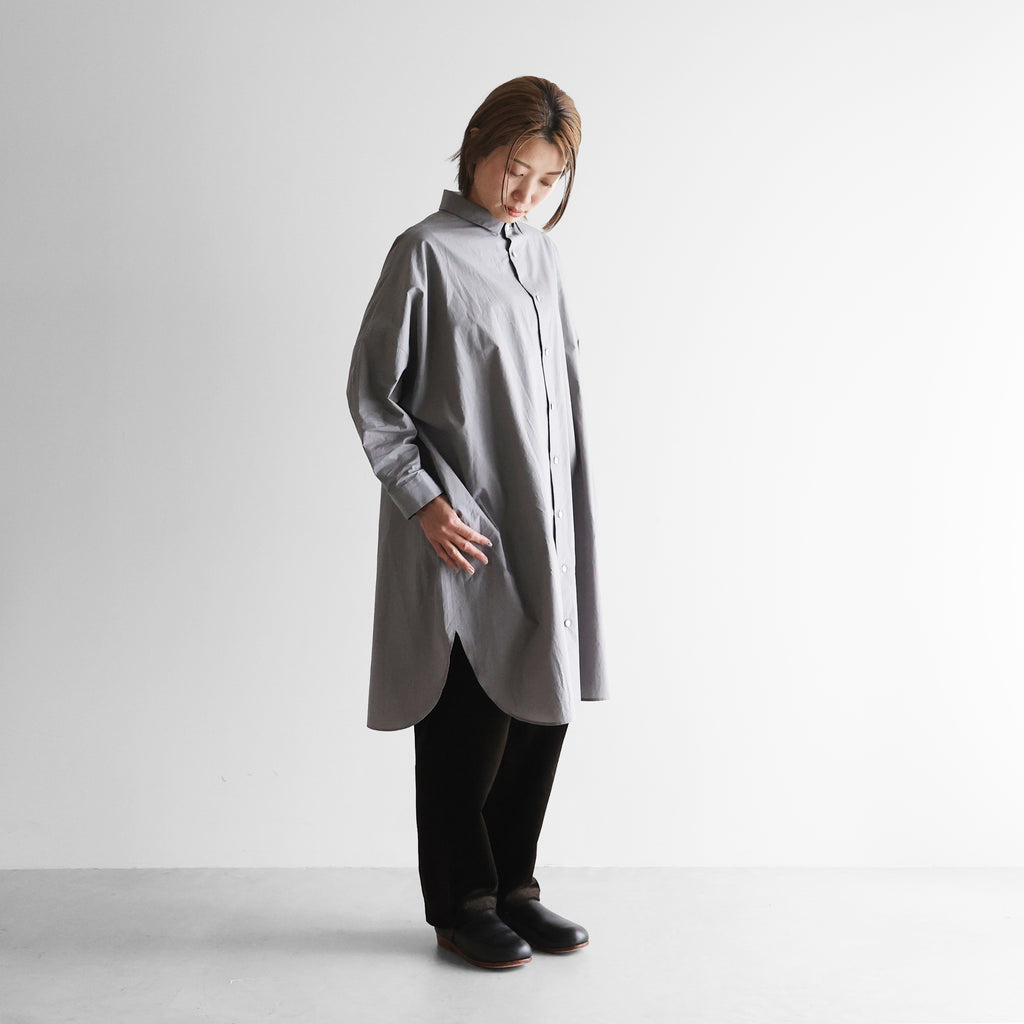 【暮らしのおへそ一田さん×HUISコラボ】タイプライタークロスコットンおへそロングシャツ【ユニセックス】IH016