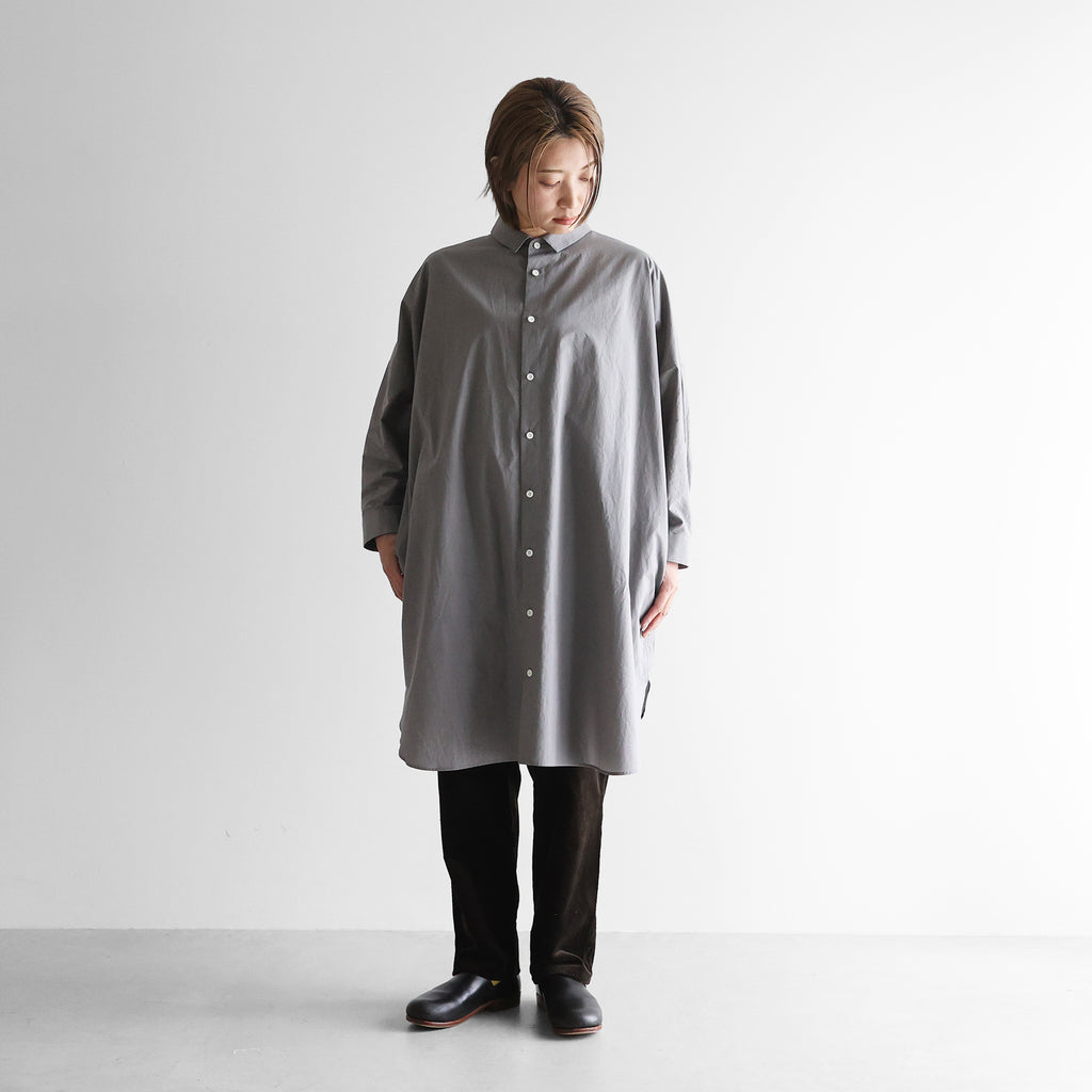 【暮らしのおへそ一田さん×HUISコラボ】タイプライタークロスコットンおへそロングシャツ【ユニセックス】IH016