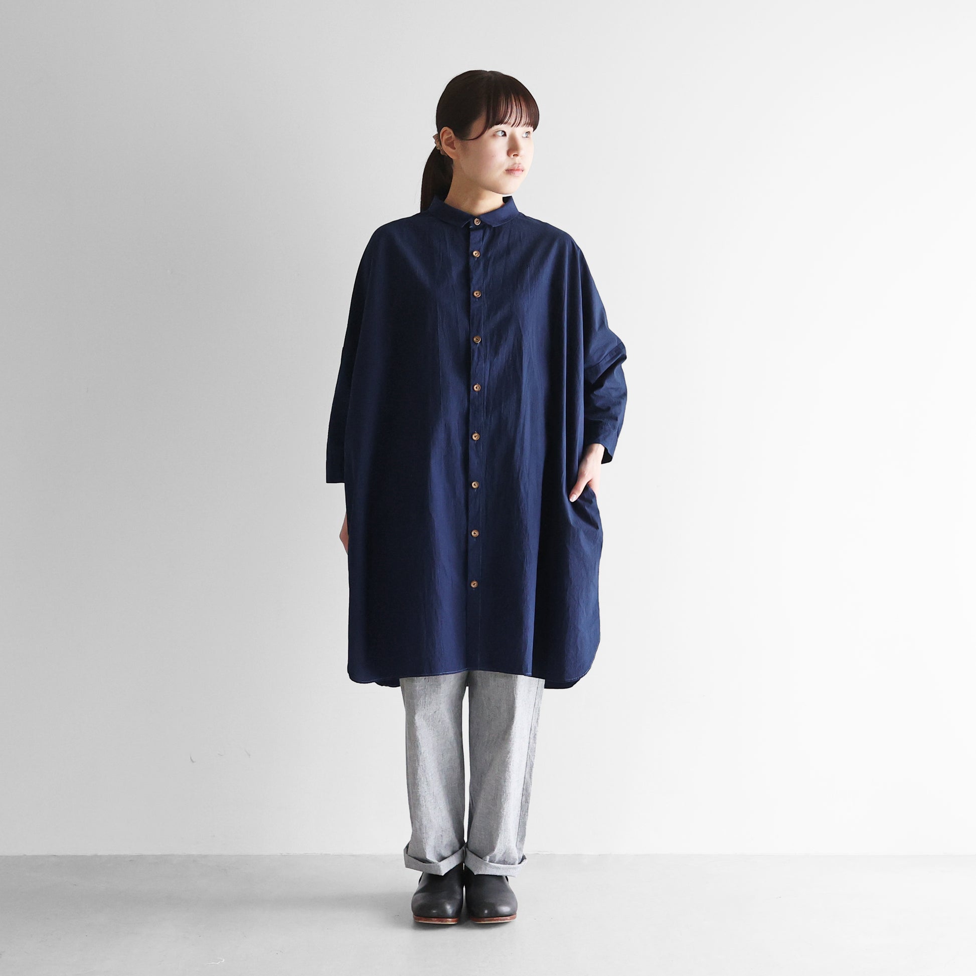 （受注生産）HUIS×sayu 本藍染めコットンロングシャツ【ユニセックス】004