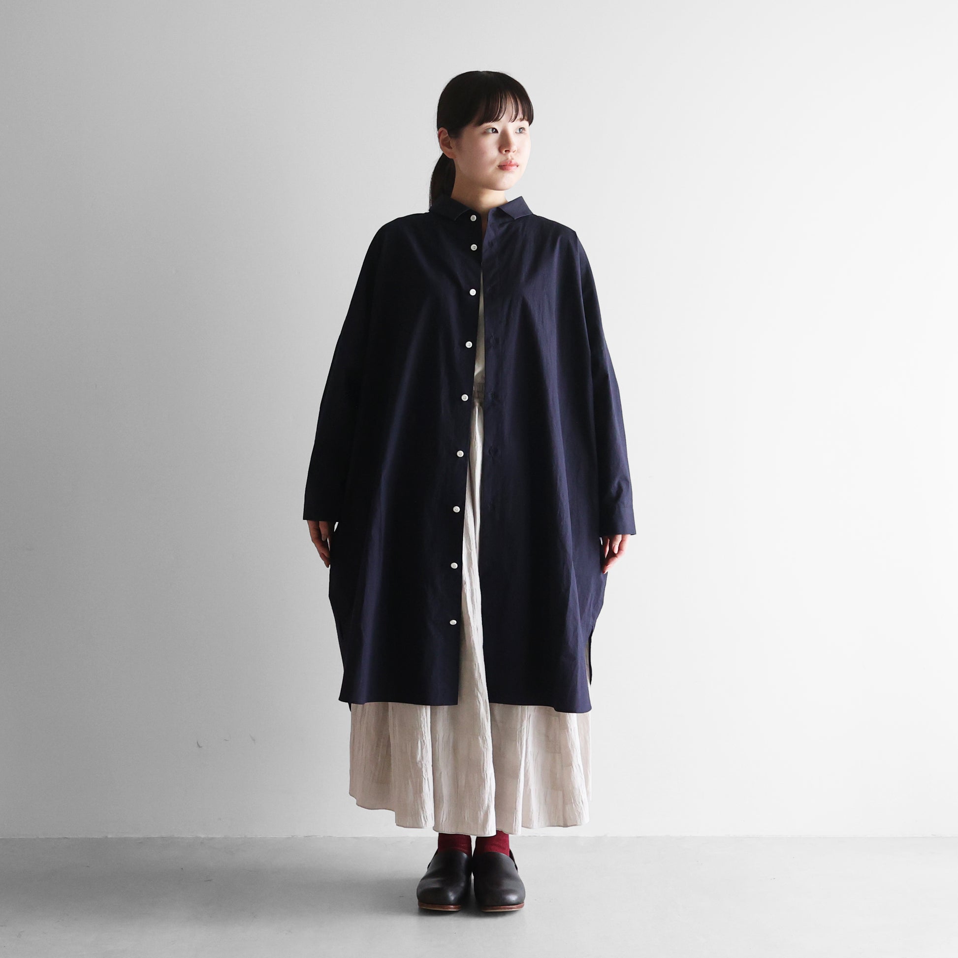 【暮らしのおへそ一田さん×HUISコラボ】タイプライタークロスコットンおへそロングシャツ【ユニセックス】IH016