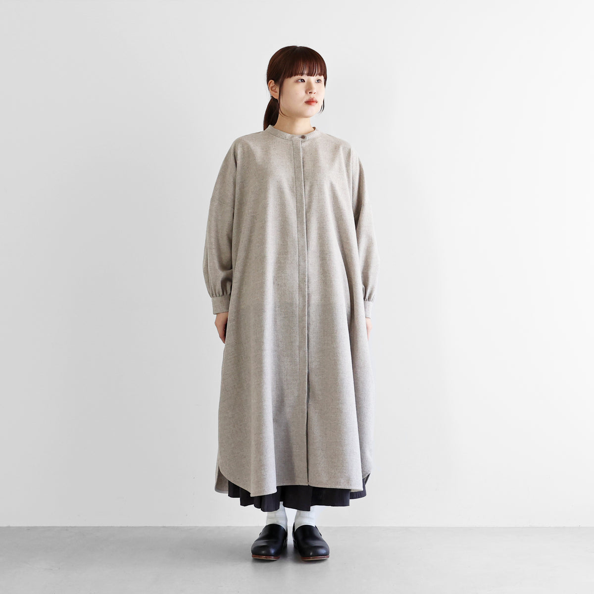 “HUIS×尾州”ウールトロバルーンスリーブワンピース【レディス】U212