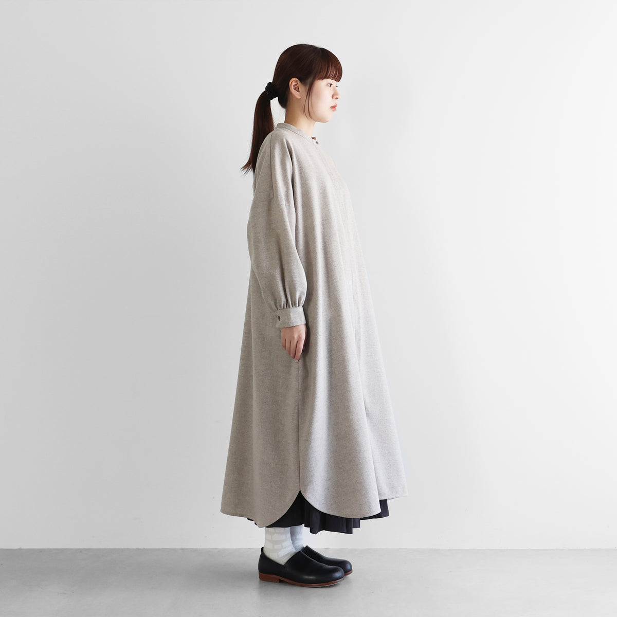 “HUIS×尾州”ウールトロバルーンスリーブワンピース【レディス】U212