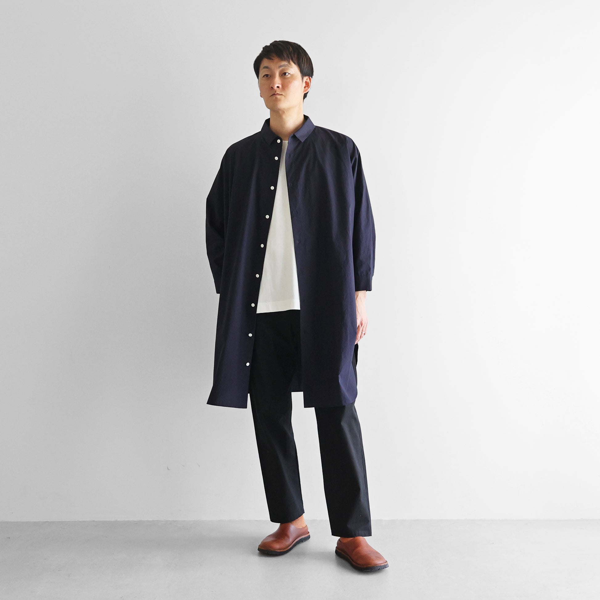 【暮らしのおへそ一田さん×HUISコラボ】タイプライタークロスコットンおへそロングシャツ【ユニセックス】IH016