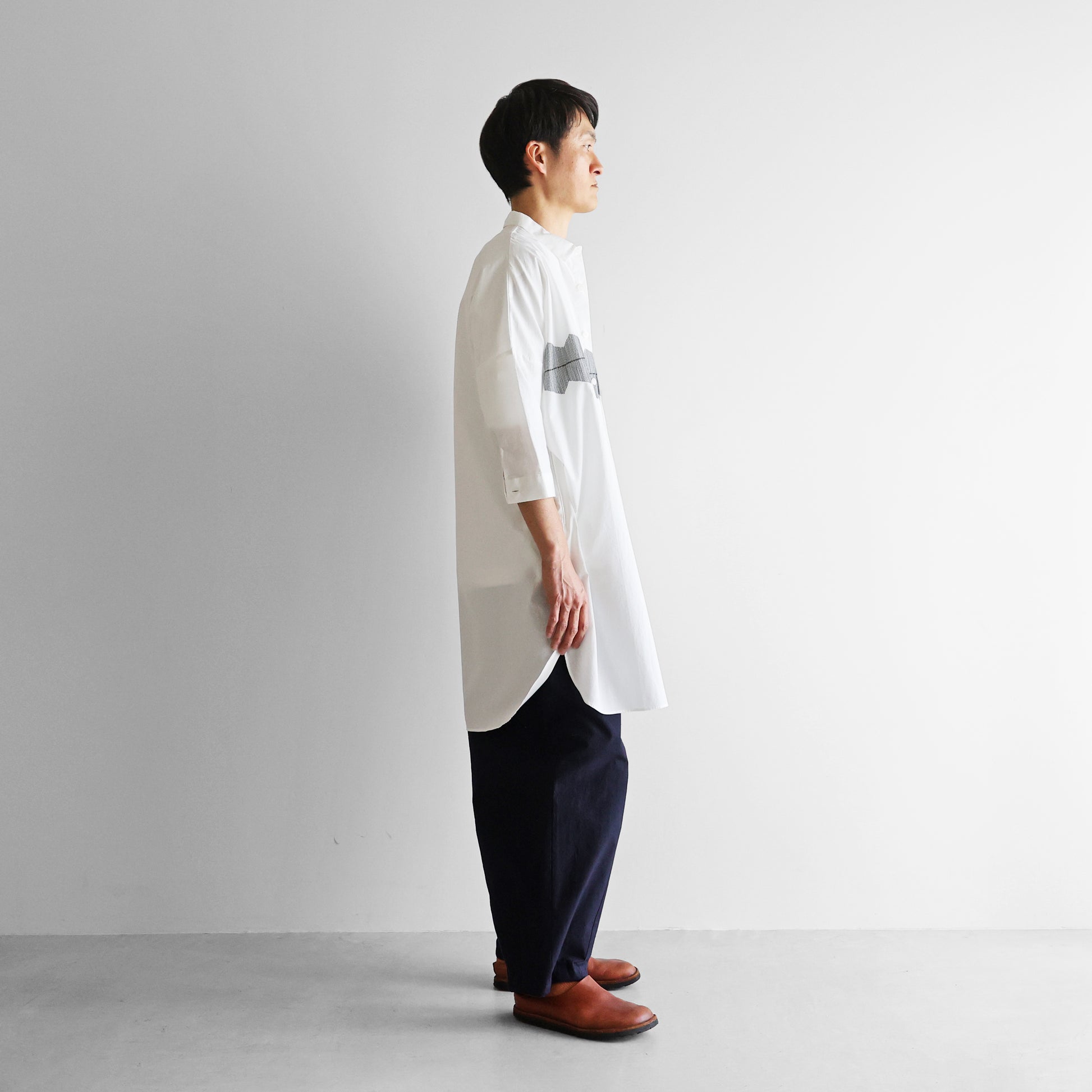 オーガニックコットン刺繍ロングシャツ【ユニセックス】004EM