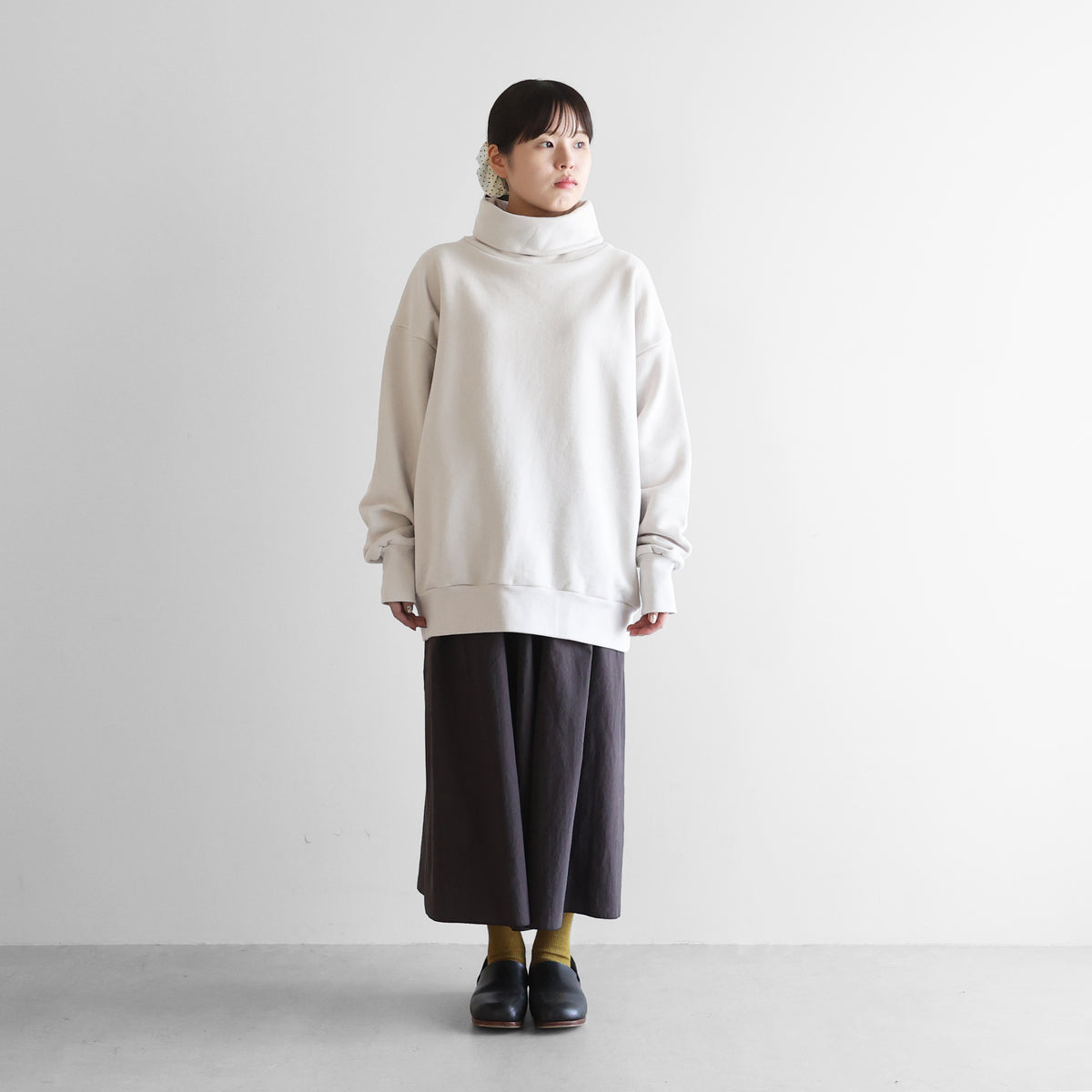 ［HUIS in house］SUVINスウェットタートルプルオーバー【ユニセックス】SW203