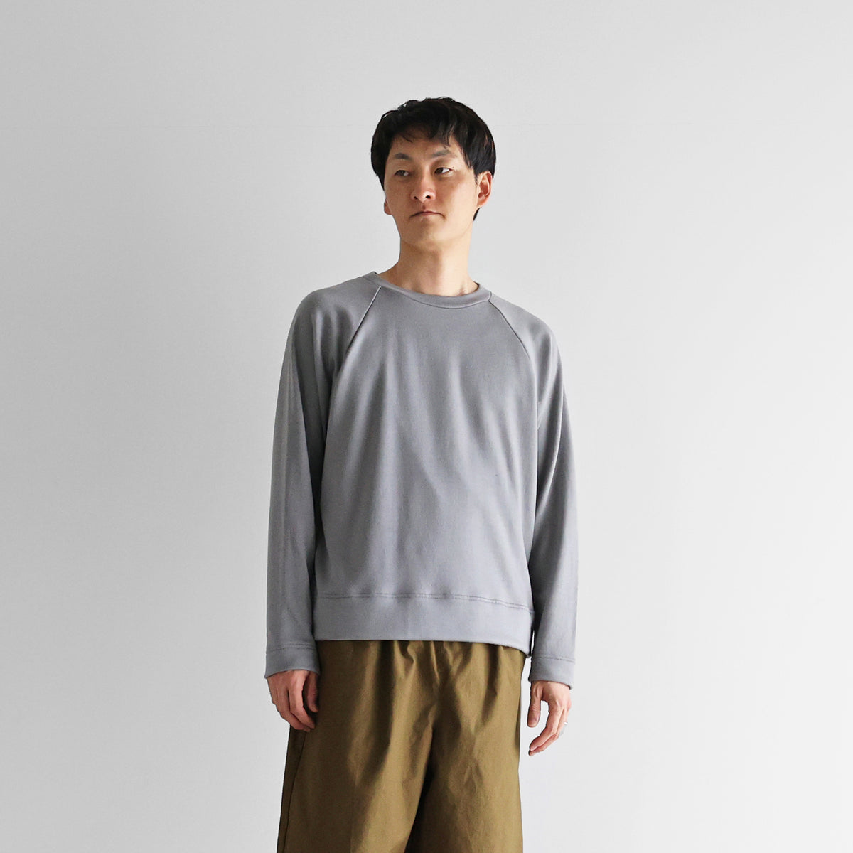 ［HUIS in house］メリノオプティモウォッシャブルウールプレーンプルオーバー【ユニセックス】SW204