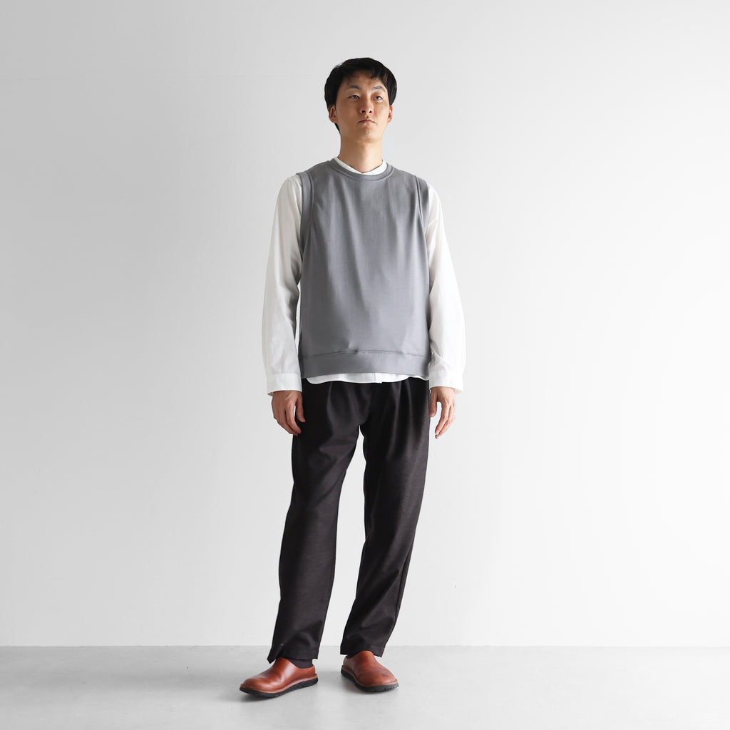 ［HUIS in house］メリノオプティモウォッシャブルウールスウェットポケットベスト【ユニセックス】SW601