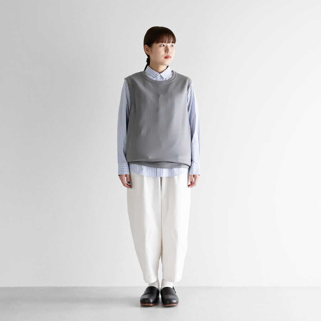 ［HUIS in house］メリノオプティモウォッシャブルウールスウェットポケットベスト【ユニセックス】SW601