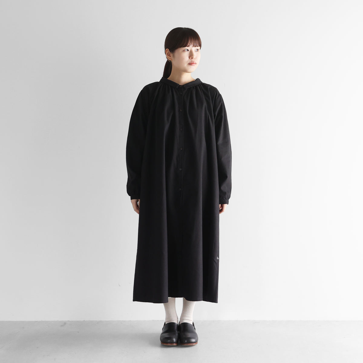 オーガニックコットン起⽑ビエラ前開きロングワンピース【レディス】 U217