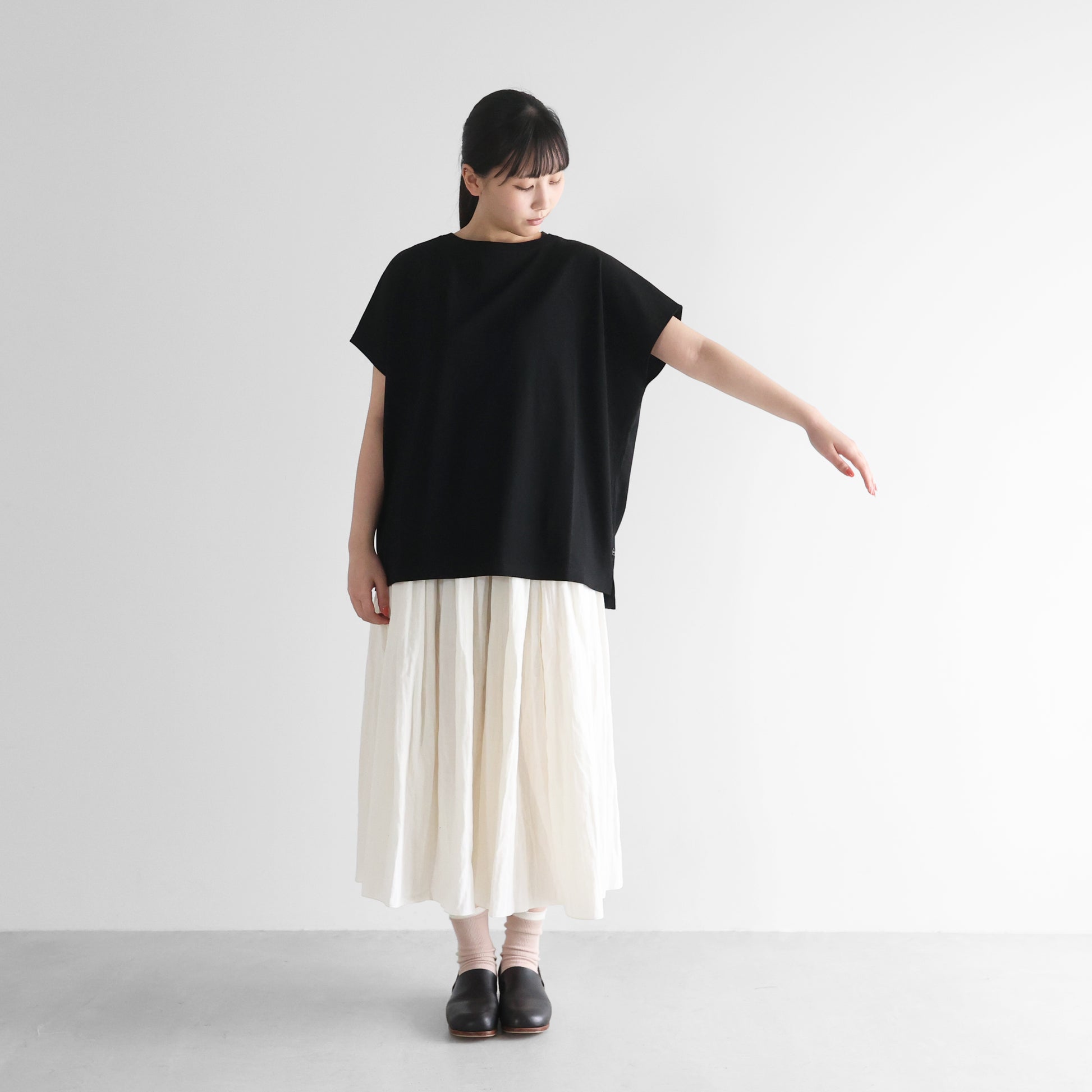 ［HUIS in house］綿麻天竺フレンチスリーブスクエアカットソー【レディス】CS104