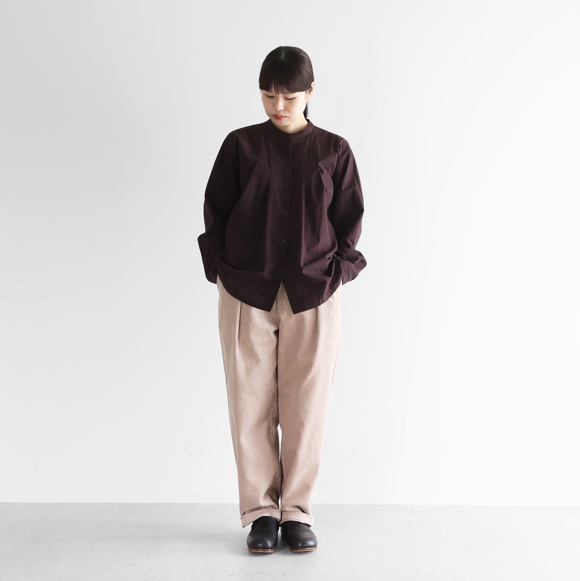 シャトルコーデュロイセミワイドパンツ【ユニセックス】512