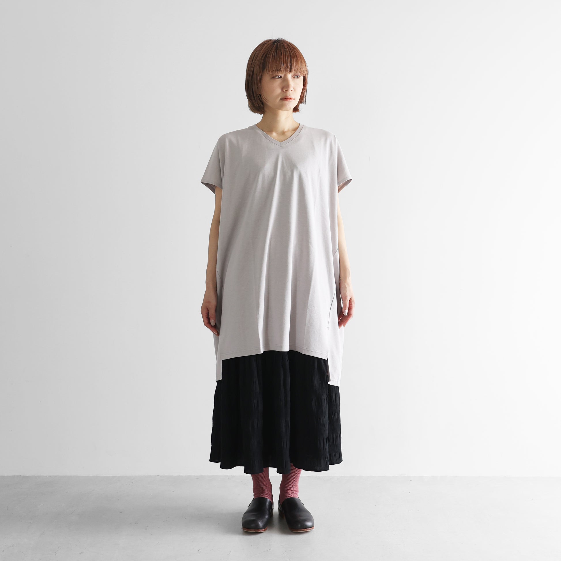 ［HUIS in house］綿麻天竺半袖Vネックワンピース【レディス】CS303