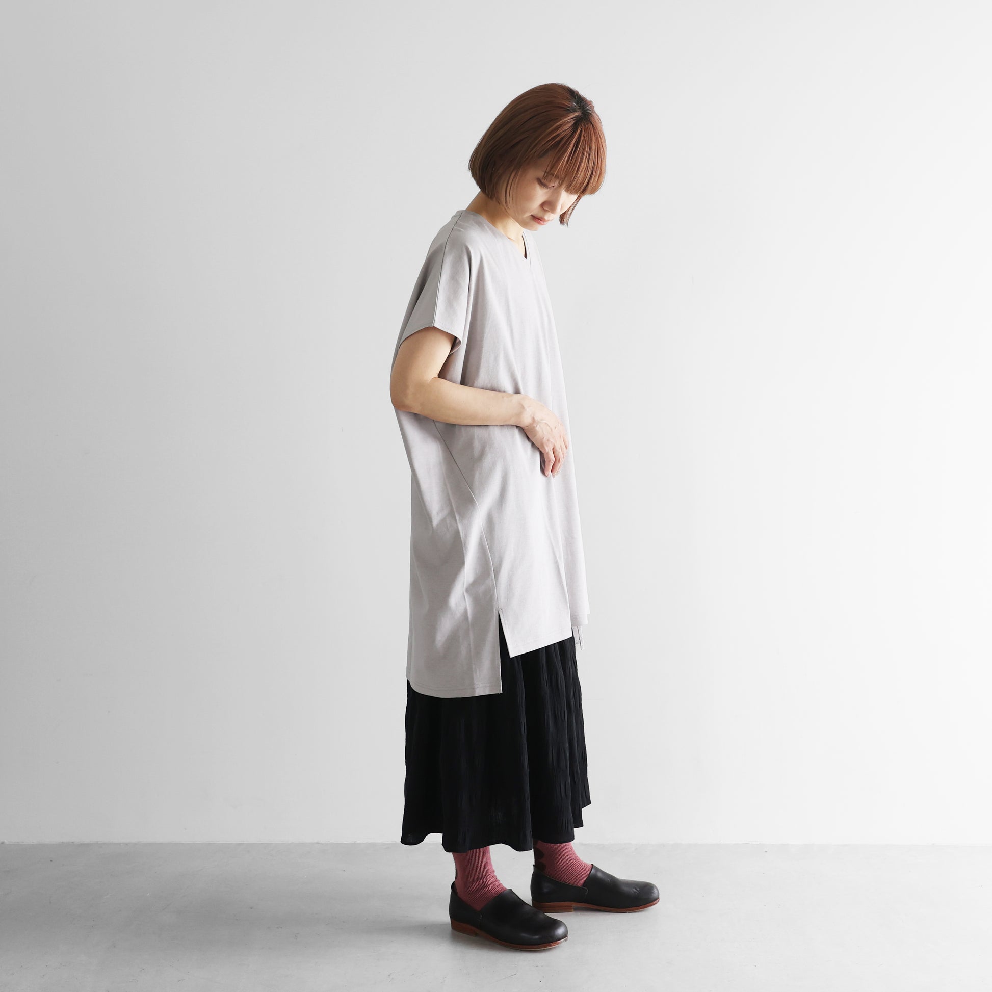 ［HUIS in house］綿麻天竺半袖Vネックワンピース【レディス】CS303