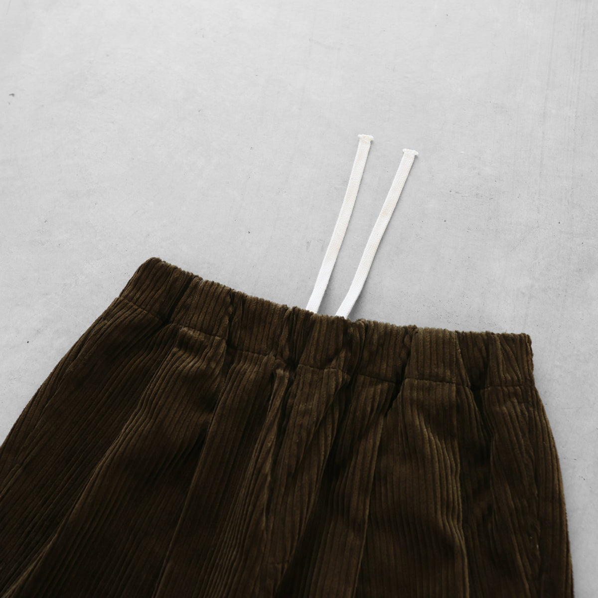 シャトルコーデュロイワイドパンツ(極太畝)【ユニセックス】504
